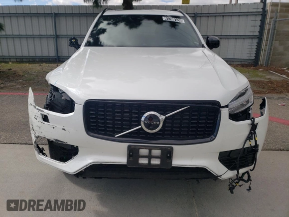 2022 Volvo XC90 R-Design with VIN YV4BR0CM8N1792295, listed as a Copart auction lot 41708124 with 24,774 mi miles and Clean Title. Bid and sale history available at carsss.com. Image 5.