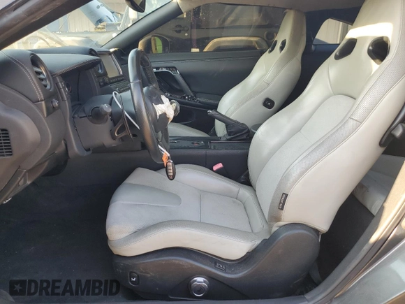 2016 Nissan GT-R Premium z VIN JN1AR5EFXGM290743, wystawiony jako Copart lot #75346334 z przebiegiem 34 358 mil mil oraz Szkody całkowita. Historia ofert i sprzedaży dostępna na DreamBid. Obrazek 7.