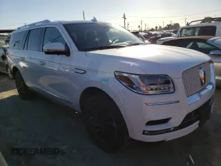 2021 Lincoln Navigator Reserve z VIN 5LMJJ3LT6MEL00670, wystawiony jako Copart lot #37764053 z przebiegiem 18 324 mil mil oraz . Historia ofert i sprzedaży dostępna na DreamBid. Obrazek 4.