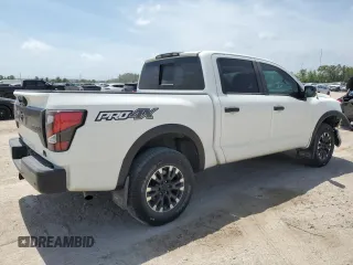 2021 Nissan Titan Pro-4X z VIN 1N6AA1ED0MN533801, wystawiony jako Copart lot #53301215 z przebiegiem 41 991 mil mil oraz Szkoda całkowita • Salvage title. Historia ofert i sprzedaży dostępna na DreamBid. Obrazek 3.