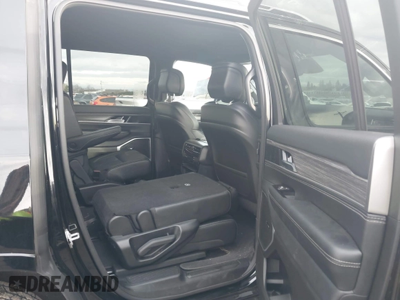 2024 Jeep Wagoneer Series II with VIN 1C4SJVBP1RS175162, listed as a IAAI auction lot 41481103 with 7,692 mi miles and . Bid and sale history available at DreamBid. Image 8.