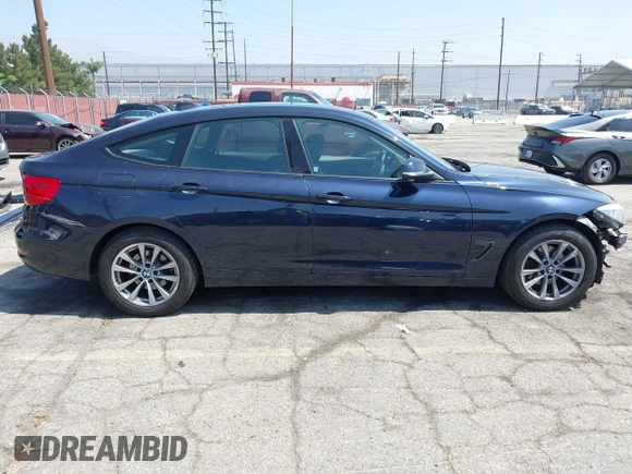 2014 BMW 3 Series 328i Gran Turismo xDrive z VIN WBA3X5C50ED557470, wystawiony jako IAAI lot #42606682 z przebiegiem 172 016 mil mil oraz . Historia ofert i sprzedaży dostępna na DreamBid. Obrazek 14.