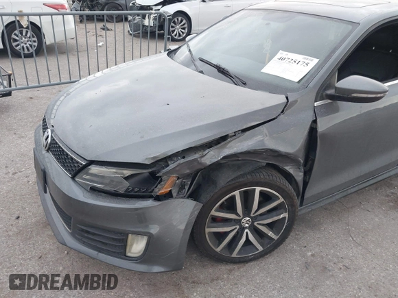2013 Volkswagen Jetta GLI Autobahn with VIN 3VW4A7AJXDM216548, listed as a IAAI auction lot 40725175 with 147,939 mi miles and . Bid and sale history available at DreamBid. Image 6.