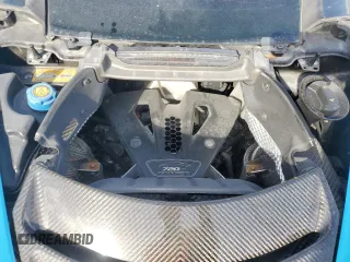 2018 McLaren 720S z VIN SBM14DCA4JW001419, wystawiony jako Copart lot #46887135 z przebiegiem 45 076 mil mil oraz Szkody całkowita. Historia ofert i sprzedaży dostępna na DreamBid. Obrazek 12.