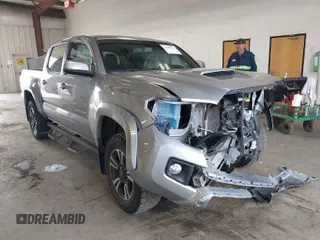 2017 Toyota Tacoma SR5 with VIN 3TMCZ5AN1HM046326, listed as a IAAI auction lot 41808776 with 96,021 mi miles. Bid and sale history available at carsss.com. Image 1.