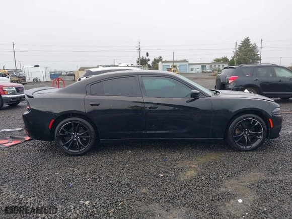 2018 Dodge Charger SXT with VIN 2C3CDXBGXJH273596, listed as a IAAI auction lot 41186287 with NaN miles. Bid and sale history available at carsss.com. Image 13.