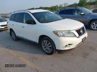 2014 Nissan Pathfinder SL with VIN 5N1AR2MM9EC704041, listed as a IAAI auction lot 42453350 with 220,947 mi miles and . Bid and sale history available at DreamBid. Image 1.