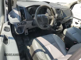 2016 Ford Transit z VIN 1FTYE2CM9GKA15884, wystawiony jako Copart lot #67927714 z przebiegiem 104 913 mil mil oraz Szkoda całkowita • Salvage title. Historia ofert i sprzedaży dostępna na DreamBid. Obrazek 8.