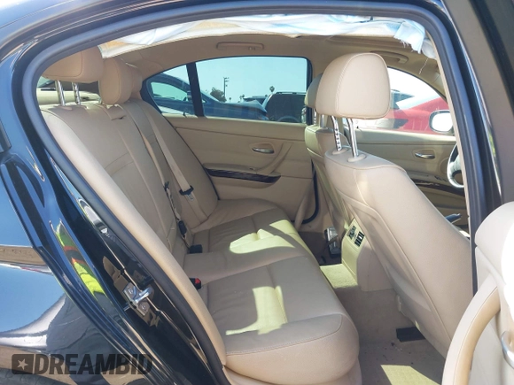 2011 BMW 3 Series 328i with VIN WBAPH5C55BA443024, listed as a IAAI auction lot 41838910 with Not Provided miles and . Bid and sale history available at carsss.com. Image 8.
