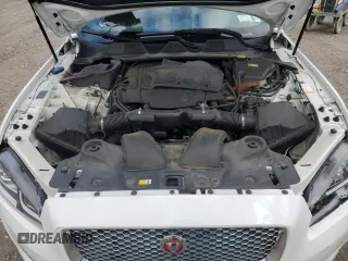 2018 Jaguar XJ Portfolio with VIN SAJWJ2GD1J8W13812, listed as a Copart auction lot 76260534 with Not Provided miles and Salvage Title. Bid and sale history available at DreamBid. Image 11.