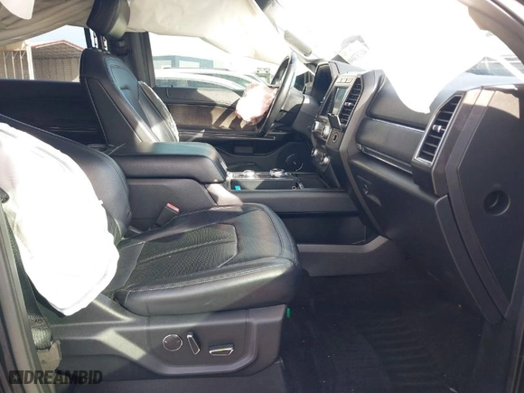 2018 Ford Expedition Max Limited with VIN 1FMJK2AT0JEA66289, listed as a IAAI auction lot 41737046 with 104,802 mi miles. Bid and sale history available at carsss.com. Image 5.