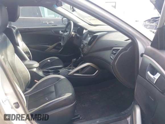 2013 Hyundai Veloster Turbo with VIN KMHTC6AE4DU157798, listed as a IAAI auction lot 42001561 with 163,370 mi miles and . Bid and sale history available at DreamBid. Image 5.