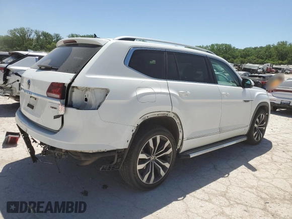 2021 Volkswagen Atlas SEL Premium R-Line with VIN 1V2FR2CA9MC524833, listed as a Copart auction lot 57441175 with 72,128 mi miles and Salvage title. Bid and sale history available at DreamBid. Image 3.