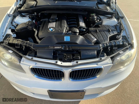 2011 BMW 1 Series 128i with VIN WBAUL7C56BVM79293, listed as a Copart auction lot 53564245 with 151,754 mi miles and Clean Title. Bid and sale history available at carsss.com. Image 7.