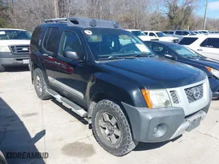 2011 Nissan Xterra Pro-4X with VIN 5N1AN0NW1BC504394, listed as a IAAI auction lot 41613378 with 205,604 mi miles. Bid and sale history available at carsss.com. Image 1.