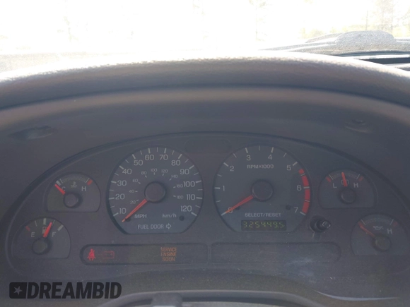 2003 Ford Mustang Standard z VIN 1FAFP40463F327753, wystawiony jako IAAI lot #42005257 z przebiegiem 325 449 mil mil oraz . Historia ofert i sprzedaży dostępna na DreamBid. Obrazek 7.