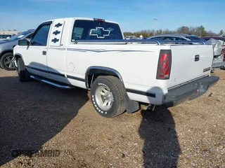 1998 Chevrolet Silverado 1500 with VIN 2GCEC19M3W1109428, listed as a IAAI auction lot 41557274 with 88,867 mi miles and . Bid and sale history available at DreamBid. Image 3.