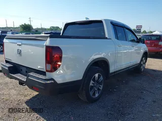 2017 Honda Ridgeline RTL-T z VIN 5FPYK3F69HB038048, wystawiony jako IAAI lot #42583177 z przebiegiem 183 564 mil mil oraz . Historia ofert i sprzedaży dostępna na DreamBid. Obrazek 4.