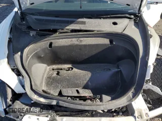 2020 Tesla Model 3 Standard Range Plus z VIN 5YJ3E1EA9LF718478, wystawiony jako Copart lot #52707145 z przebiegiem 111 068 mil mil oraz Szkoda całkowita • Salvage title. Historia ofert i sprzedaży dostępna na DreamBid. Obrazek 11.