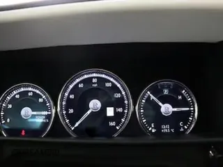 2020 Rolls-Royce Cullinan z VIN SLATV4C0XLU201XXX, wystawiony jako Copart lot #59246195 z przebiegiem 48 797 mil mil oraz Tytuł czysty. Historia ofert i sprzedaży dostępna na DreamBid. Obrazek 8.