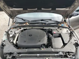 2019 Volvo S60 R-Design with VIN 7JR102FM6KG007203, listed as a Copart auction lot 40049044 with 52,286 mi miles. Bid and sale history available at carsss.com. Image 11.