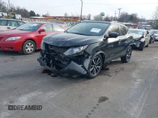 2017 Nissan Rogue Sport SL with VIN JN1BJ1CR1HW131942, listed as a IAAI auction lot 41784228 with 70,660 mi miles. Bid and sale history available at carsss.com. Image 2.