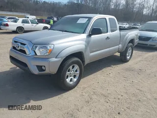 2014 Toyota Tacoma with VIN 5TFUU4ENXEX095733, listed as a IAAI auction lot 41698831 with Not Provided miles. Bid and sale history available at carsss.com. Image 2.