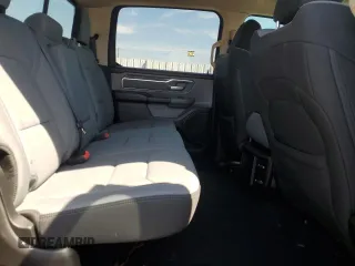 2019 Ram 1500 Big Horn z VIN 1C6RREFT7KN650890, wystawiony jako Copart lot #57596005 z przebiegiem 75 711 mil mil oraz Szkoda całkowita • Salvage title. Historia ofert i sprzedaży dostępna na DreamBid. Obrazek 10.