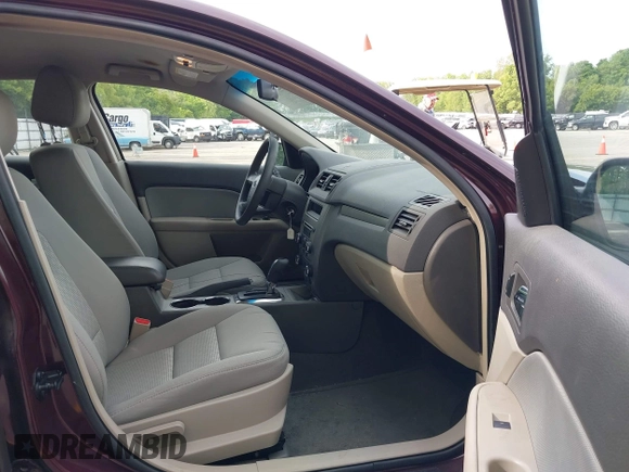2012 Ford Fusion SE with VIN 3FAHP0HA4CR432631, listed as a IAAI auction lot 42352368 with 137,053 mi miles and . Bid and sale history available at DreamBid. Image 5.