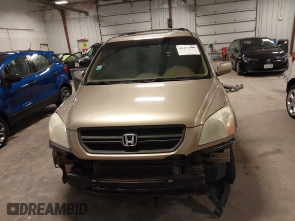 2005 Honda Pilot EX-L with VIN 5FNYF18535B019187, listed as a IAAI auction lot 41461600 with 277,985 mi miles. Bid and sale history available at carsss.com. Image 13.