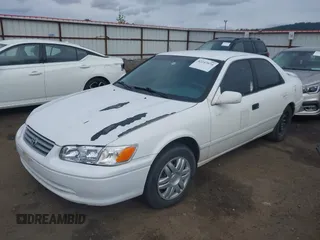 2000 Toyota Camry CE z VIN 4T1BG22KXYU948498, wystawiony jako IAAI lot #42247074 z przebiegiem 152 973 mil mil oraz . Historia ofert i sprzedaży dostępna na DreamBid. Obrazek 2.