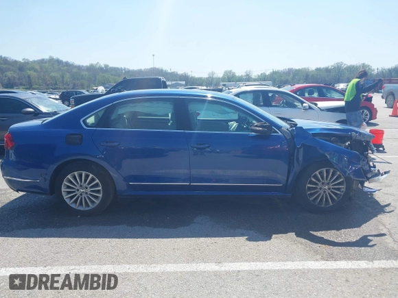 2017 Volkswagen Passat 1.8T SE with VIN 1VWBT7A31HC021299, listed as a IAAI auction lot 41961686 with 135,912 mi miles. Bid and sale history available at carsss.com. Image 14.