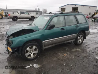 1999 Subaru Forester S with VIN JF1SF6559XG718619, listed as a Copart auction lot 86528634 with 220,743 mi miles and Salvage Title. Bid and sale history available at carsss.com. Image 1.