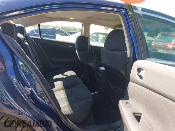 2013 Nissan Maxima SV with VIN 1N4AA5AP9DC805516, listed as a IAAI auction lot 42028936 with 174,555 mi miles and . Bid and sale history available at DreamBid. Image 8.