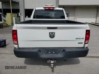 2016 Ram 1500 Express z VIN 1C6RR7FG7GS253879, wystawiony jako Copart lot #57152595 z przebiegiem 118 262 mil mil oraz Czysty tytuł • Clean title. Historia ofert i sprzedaży dostępna na DreamBid. Obrazek 6.
