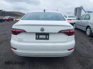 2020 Volkswagen Jetta SEL with VIN 3VWEB7BU9LM013708, listed as a IAAI auction lot 42310338 with 43,259 mi miles and . Bid and sale history available at DreamBid. Image 16.