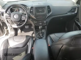 2019 Jeep Cherokee Latitude Plus с VIN 1C4PJLLB9KD429210, выставлен на аукционе Copart как лот 55243425 с пробегом 57 165 миль миль и Чистый • Clean title. История ставок и продаж доступна на DreamBid. Изображение 8.