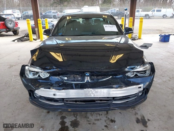 2018 BMW 3 Series 330i xDrive with VIN WBA8D9G56JNU70886, listed as a IAAI auction lot 41752477 with 35,960 mi miles. Bid and sale history available at carsss.com. Image 12.