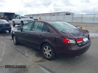 2006 Hyundai Sonata GLS z VIN 5NPEU46F06H095040, wystawiony jako IAAI lot #42530027 z przebiegiem 166 268 mil mil oraz . Historia ofert i sprzedaży dostępna na DreamBid. Obrazek 3.
