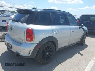 2011 MINI Countryman S with VIN WMWZC5C53BWL53641, listed as a IAAI auction lot 42547084 with 171,647 mi miles and . Bid and sale history available at DreamBid. Image 4.