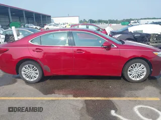 2014 Lexus ES 330 with VIN JTHBK1GGXE2088416, listed as a IAAI auction lot 42381928 with 109,991 mi miles and . Bid and sale history available at DreamBid. Image 13.