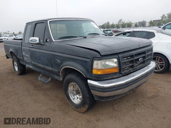 1995 Ford F-150 with VIN 1FTEX14N3SKC22102, listed as a IAAI auction lot 42384147 with 227,870 mi miles and . Bid and sale history available at DreamBid. Image 1.