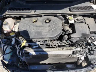 2019 Ford Escape Titanium with VIN 1FMCU0J94KUB81464, listed as a Copart auction lot 50370615 with 72,598 mi miles and Salvage title. Bid and sale history available at DreamBid. Image 12.