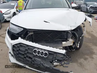 2021 Audi Q5 Premium Plus z VIN WA1E2AFY5M2071265, wystawiony jako IAAI lot #42348388 z przebiegiem 25 924 mil mil oraz . Historia ofert i sprzedaży dostępna na DreamBid. Obrazek 6.