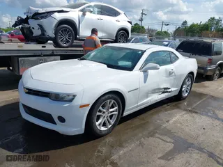 2014 Chevrolet Camaro LS with VIN 2G1FA1E30E9208157, listed as a IAAI auction lot 41965992 with 189,526 mi miles. Bid and sale history available at carsss.com. Image 17.