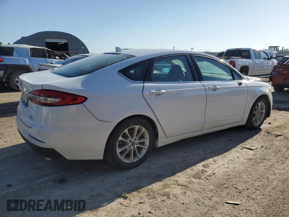 2020 Ford Fusion SE with VIN 3FA6P0HD5LR172922, listed as a Copart auction lot 56693095 with 111,946 mi miles and Salvage title. Bid and sale history available at DreamBid. Image 3.