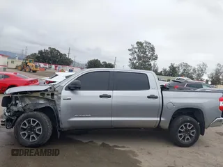 2017 Toyota Tundra 2WD SR5 with VIN 5TFEY5F15HX222712, listed as a IAAI auction lot 42064891 with 214,782 mi miles. Bid and sale history available at carsss.com. Image 15.