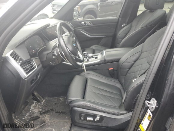 2023 BMW X5 xDrive40i with VIN 5UXCR6C09P9R66983, listed as a Copart auction lot 48721125 with 40,524 mi miles and Salvage Title. Bid and sale history available at carsss.com. Image 7.