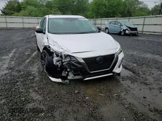 2021 Nissan Sentra SR z VIN 3N1AB8DV0MY324132, wystawiony jako Copart lot #56547225 z przebiegiem 48 291 mil mil oraz Szkoda całkowita • Salvage title. Historia ofert i sprzedaży dostępna na DreamBid. Obrazek 13.