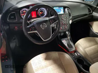 2017 Buick Cascada Premium с VIN W04WH3N59HG117999, выставлен на аукционе Copart как лот 71565694 с пробегом 62 142 миль миль и Списание • Salvage title. История ставок и продаж доступна на DreamBid. Изображение 8.